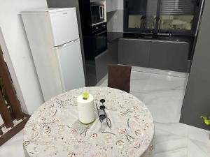 Η κουζίνα ή μικρή κουζίνα στο maisoncarnot