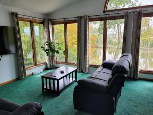 Χώρος καθιστικού στο Perrysburg On The River