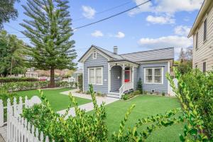 Un jardín fuera de 1884 Elegant Home Fire Pit, Tesla Tech, Near DT