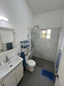 Un baño de Villa Sol Apartments Punta Canada