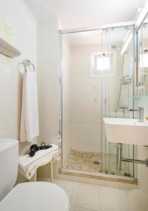 Koupelna v ubytování Hostal Residencia Sutimar