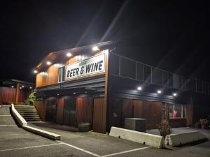 Afbeelding uit fotogalerij van Dalewood Inn in Port McNeill