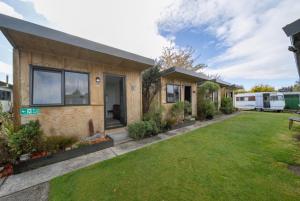 Το κτήριο όπου στεγάζεται  το παραθεριστικό πάρκο