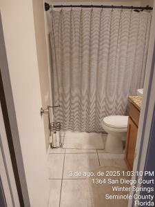 Koupelna v ubytování Maxx Maximum Comfort LLC + 13 fotografií