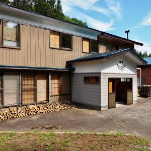 Budova, kde se apartmán nachází + 13 fotografií