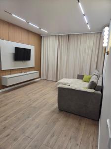 Μια τηλεόραση ή/και κέντρο ψυχαγωγίας στο Liberty