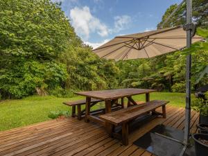 Zahrada ubytování Stream-side Cottage - Driving Creek Coromandel