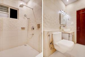 Koupelna v ubytování Townhouse Oak Dehradun Court Formerly GK Residency