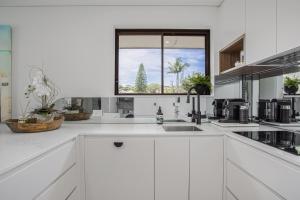 Η κουζίνα ή μικρή κουζίνα στο North-East Facing Modern 2-bed Apartment +7 φωτογραφίες