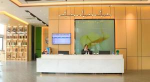 Vstupní hala nebo recepce v ubytování GreenTree Inn Shanxi Linfen Huozhou High-Speed Railway Station