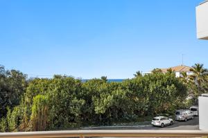 Φωτογραφία από το άλμπουμ του Pristine 2-Bed Apartment with Pool and Balcony στο Sunrise Beach