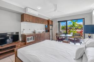 Kuchyň nebo kuchyňský kout v ubytování Blue Lagoon Resort Lakeside Apartment + 3 fotografie