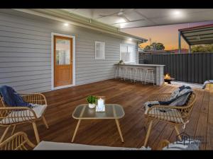 Χώρος καθιστικού στο Elegant Beachside Retreat with Luxurious Amenities