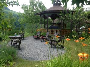 Zahrada ubytování Auberge La Cote d'Or
