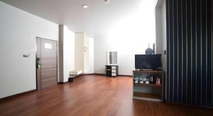 TV a/nebo společenská místnost v ubytování CHANTHABURI CENTER