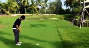 Golf v rezortu nebo okolí