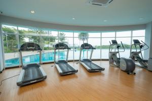 Γυμναστήριο ή/και όργανα γυμναστικής στο The Two by Nakza Stays, Tranquil Suites at Putrajaya