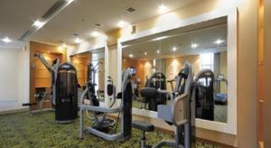 Fitness centrum a/nebo fitness zařízení v ubytování Holiday Inn Hotel & Suites Jiaxing Hangzhou Bay By IHG