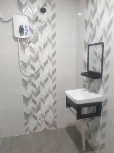 Galeriebild der Unterkunft Family Budget in Kampong Telok Sisek