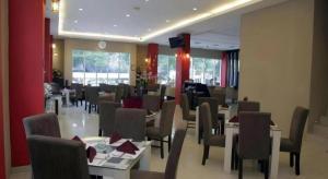 Εστιατόριο ή άλλο μέρος για φαγητό στο Hotel Betha Subang +24 φωτογραφίες