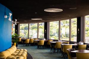 Posezení v ubytování Radisson Hotel Duluth-Harborview