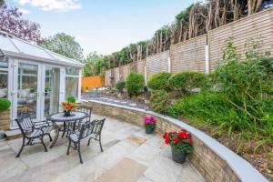 Κήπος έξω από το Wonderful Retreat