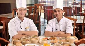 Φαγητό σε αυτό το ξενοδοχείο ή κάπου εκεί κοντά