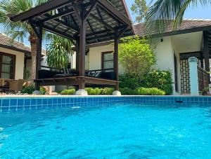 Bassein majutusasutuses Kanda Pool Villas või selle lähedal