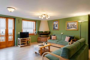 Χώρος καθιστικού στο Villa Marilena