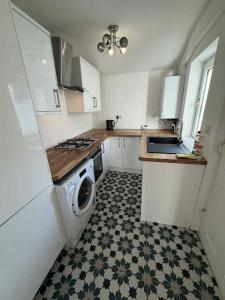 Η κουζίνα ή μικρή κουζίνα στο Simple & Peaceful Space