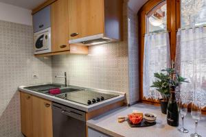 Η κουζίνα ή μικρή κουζίνα στο Villa Marilena