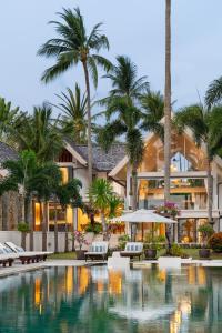 Bazén v ubytování Luxury on the Beach- Cook Jet Ski Vespa Car Staff Boat- Mandarin Beach Villa Koh Samui nebo v jeho okolí