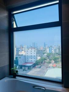 Γενική άποψη της πόλης Ντα Νανγκ ή θέα της πόλης από  αυτό το διαμέρισμα