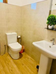 Ванная комната в Tropical Heaven