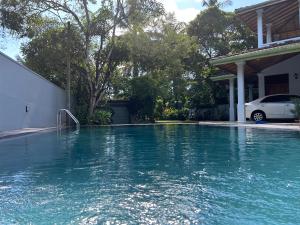 Πισίνα στο ή κοντά στο Annes Bunglow Galle