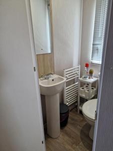 Ένα μπάνιο στο Our Sea View - Heysham +18 φωτογραφίες