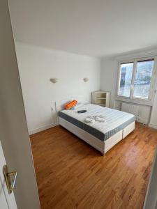 Postel nebo postele na pokoji v ubytování Le toit des volcans