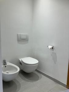 Ένα μπάνιο στο RS10 One-Bedroom Apartment