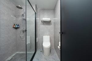 Φωτογραφία από το άλμπουμ του Ward Smart Hotel Jinan Yaogu Weizhen Business Port Branch 