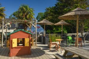 Budova, kde se chata nachází