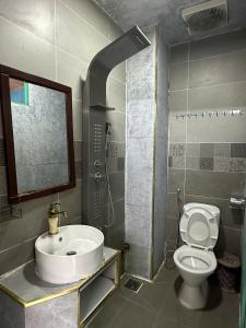 Et badeværelse på Vũ Homestay Đà Lạt