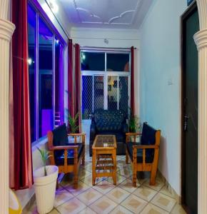 Χώρος καθιστικού στο Sona Hotel and Restaurant By StayApart