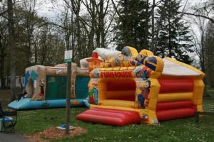 Herní místnost nebo prostor pro děti v ubytování Camping 3 étoiles - eeedi0