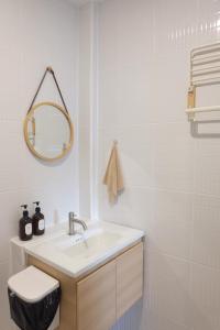 Ένα μπάνιο στο Oablay home