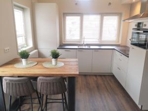 Køkken eller tekøkken på Hello Zeeland - Schelpweg 5c