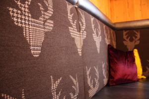 A seating area at Hotel Toni