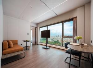 Μια τηλεόραση ή/και κέντρο ψυχαγωγίας στο Novotel Kunming Yunjin