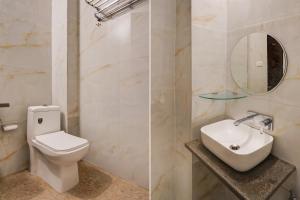 Phòng tắm tại Townhouse Haridwar Near Har Ki Pauri