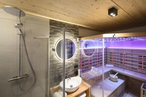 A bathroom at Haus Sternenhimmel