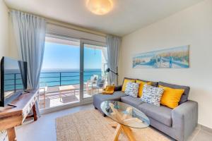 TV/trung tâm giải trí tại Malibu test apartment sea view 3